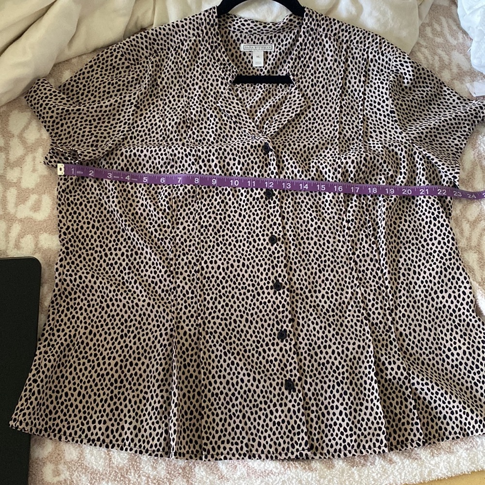 Button down blouse - Picture 4 of 5